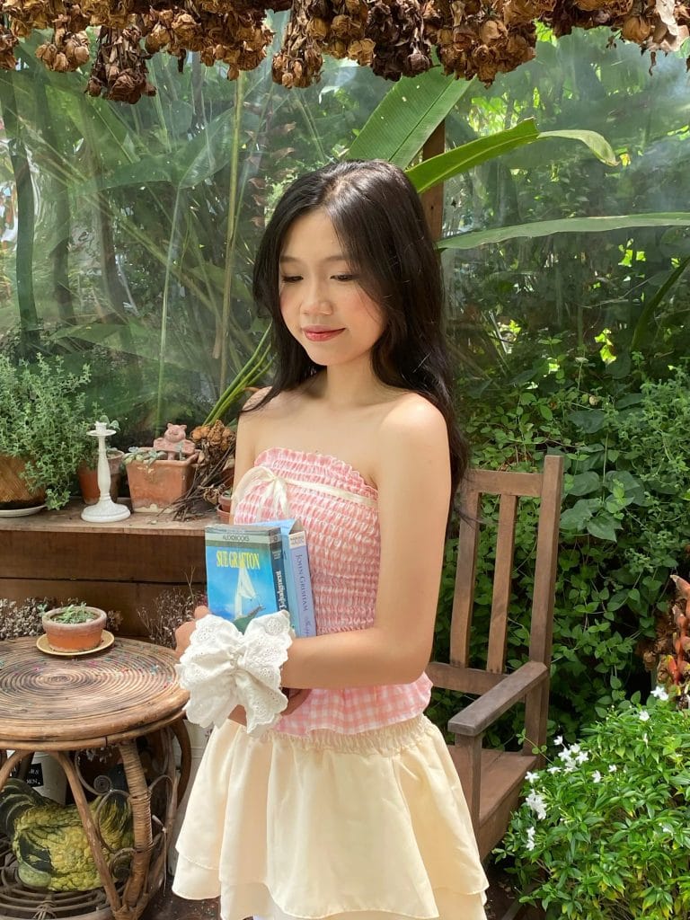 nàng-thơ-dịu-dàng-trong-từng-ánh-mắt